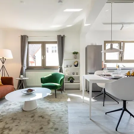 Champagne Apartment