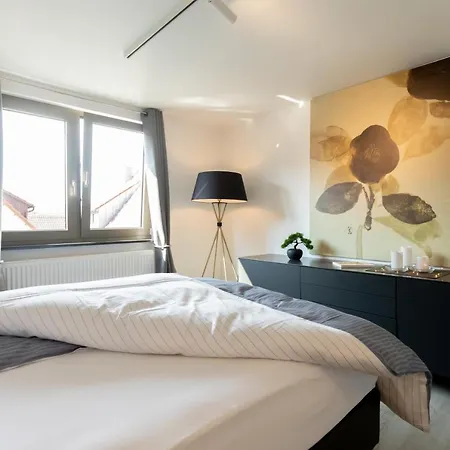 Champagne Apartment